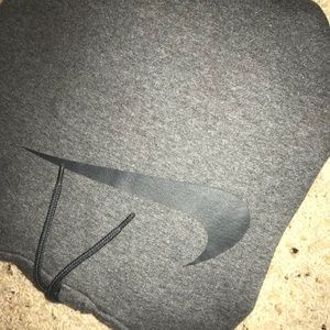 Nike pullover hoodie